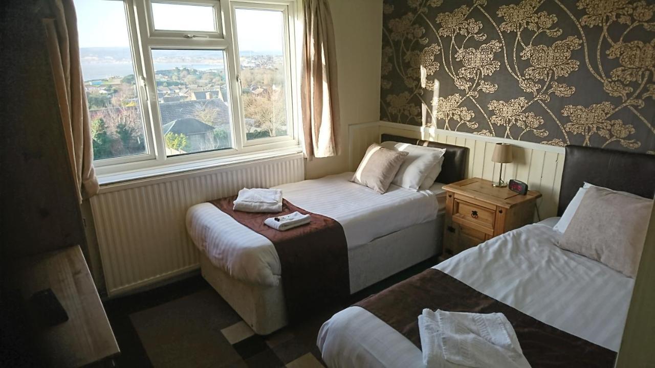 Sandown Manor Room photo